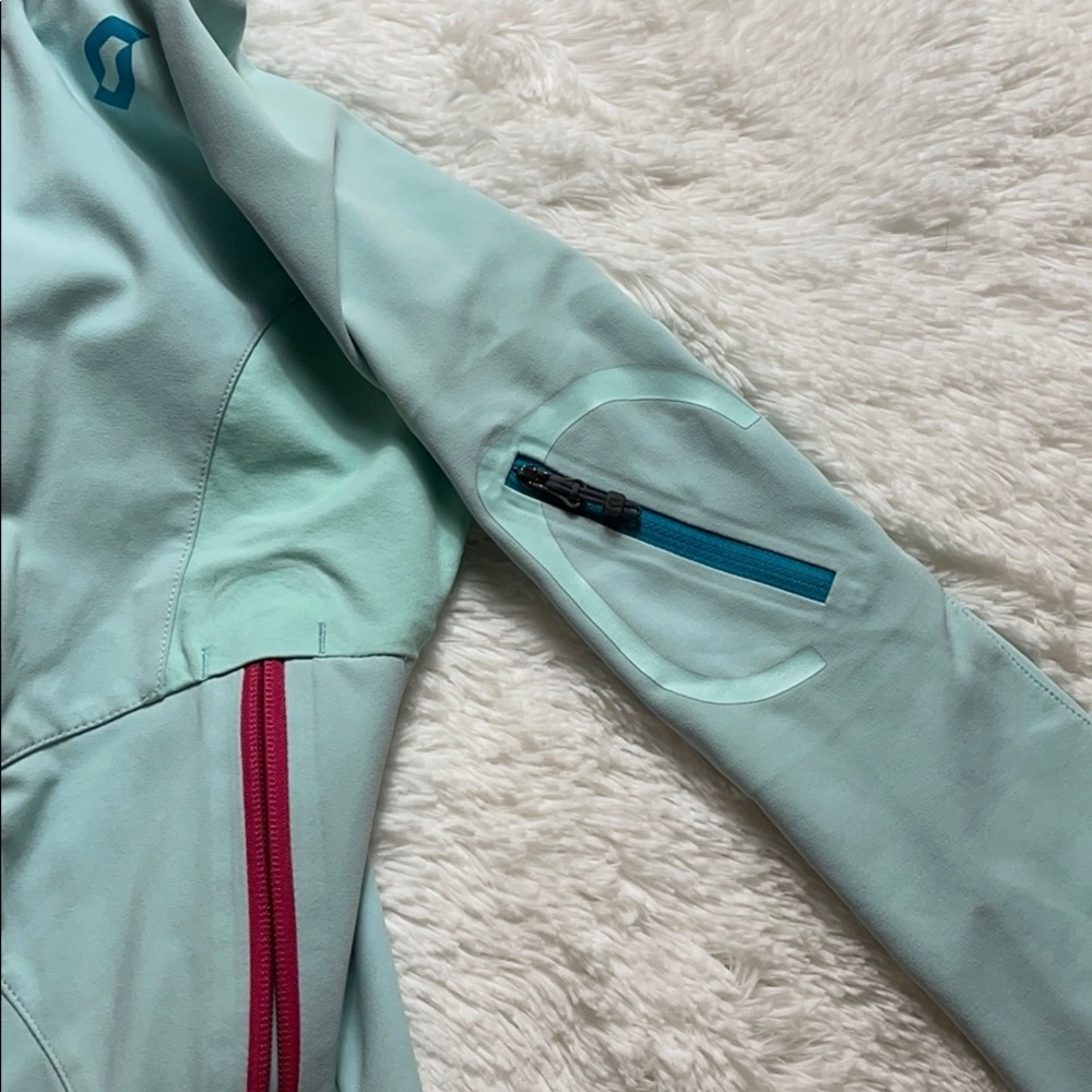 Scott Windstopper - Picture 6 of 7